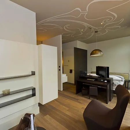 Bellevue-terminus - Urban Lifestyle 酒店 4*