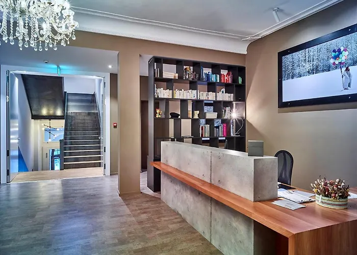 Bellevue-terminus - Urban Lifestyle 4*